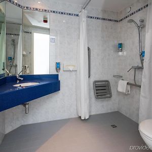 Double Room Hot Accessible